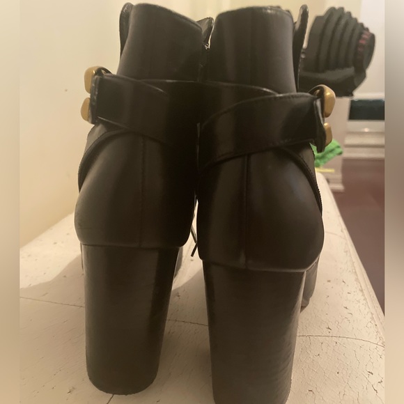 Genuine leather Coach booties size 6 - Picture 3 of 7